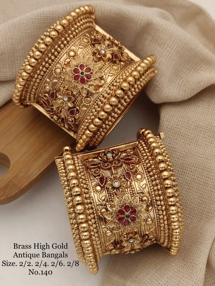 Victorian gold bracelet