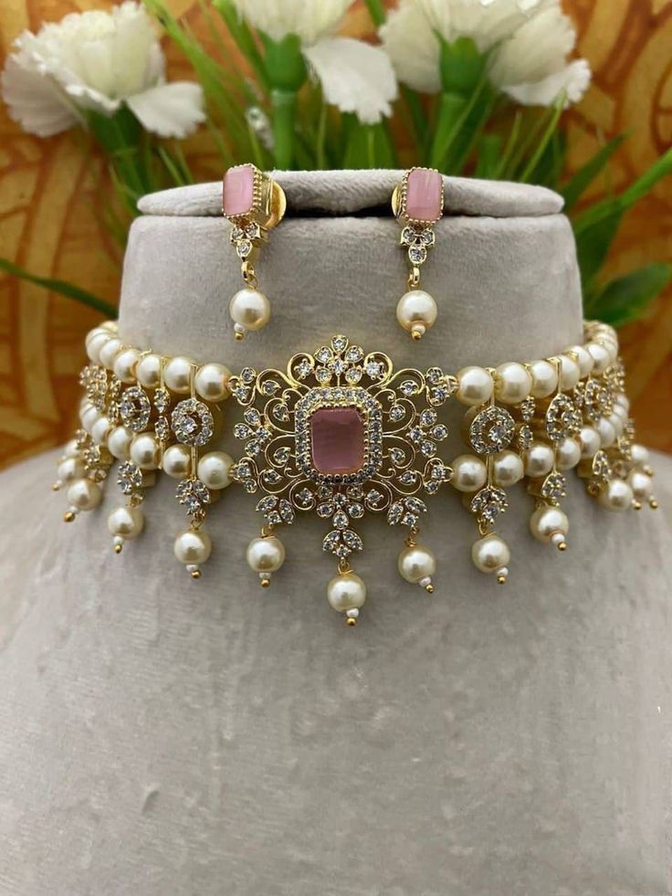 Pearl drop necklace