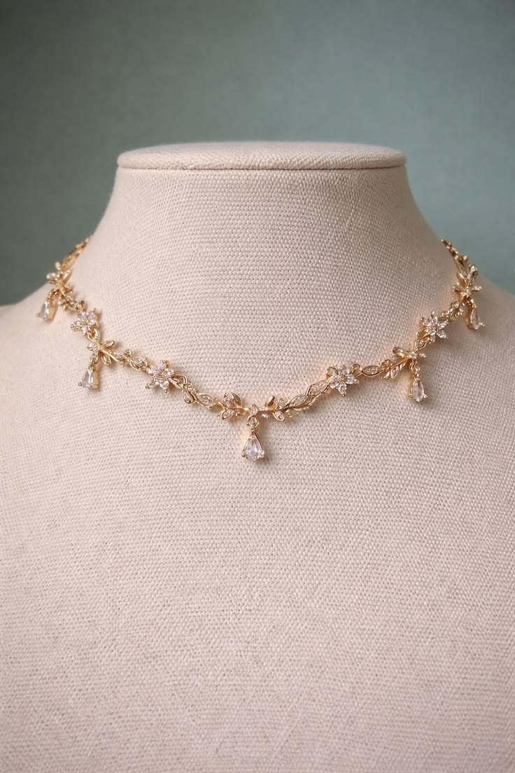 Gold filigree necklace